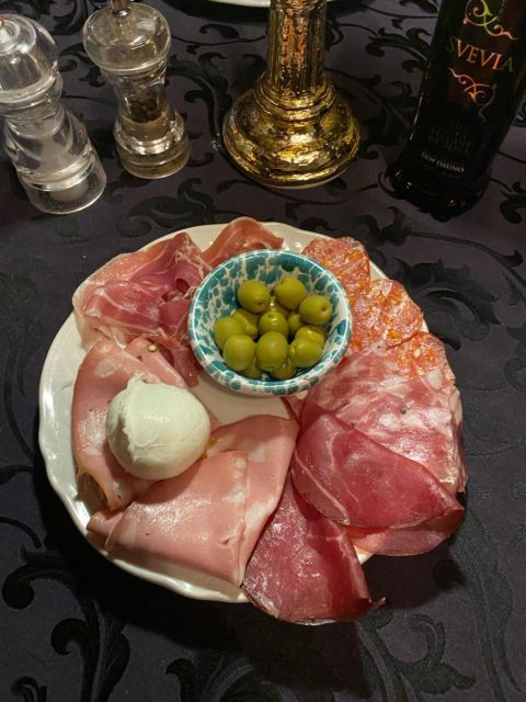 Rome: Night Tour by Golf Cart with Italian Dinner and Gelato - Trevi Fountain dinner: what the meal includes and how to choose