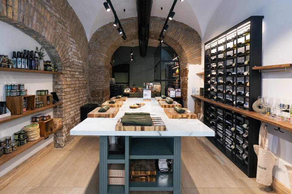 Rome: Pasta, Ravioli & Tiramisu Cooking Class by Colosseum - FAQ