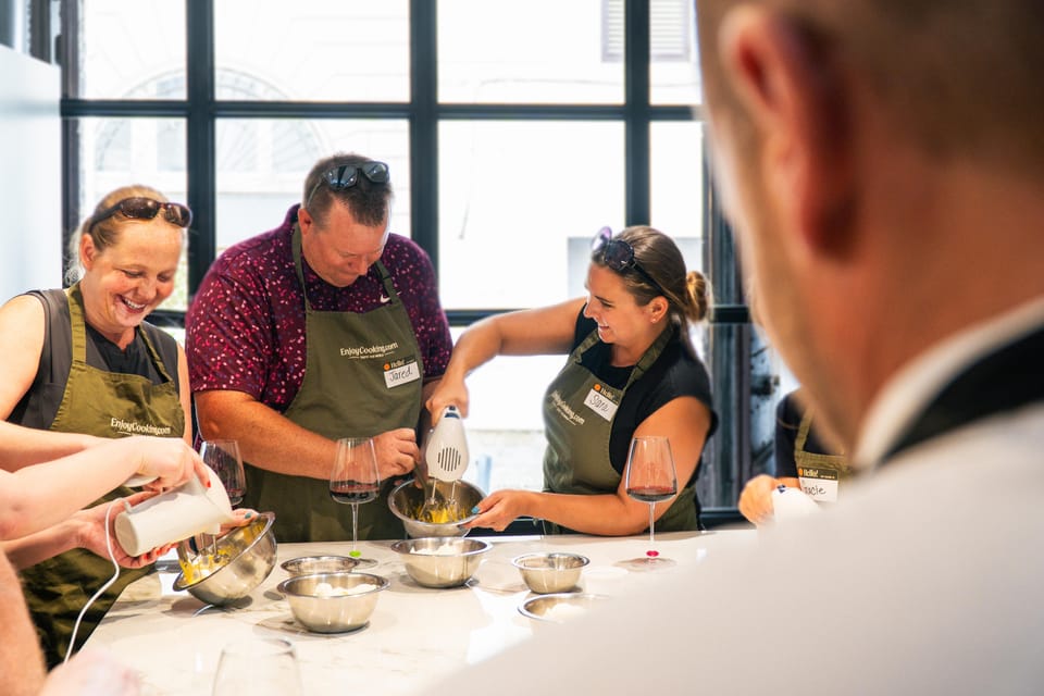 Rome: Pasta, Ravioli & Tiramisu Cooking Class by Colosseum - Rome’s pasta-and-tiramisu class: what makes it worth your evening