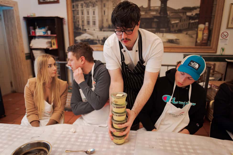 Rome: Pizza and Tiramisu Cooking Class in Piazza Navona - Food Limits: Who Should Plan Ahead (and Who Should Skip)