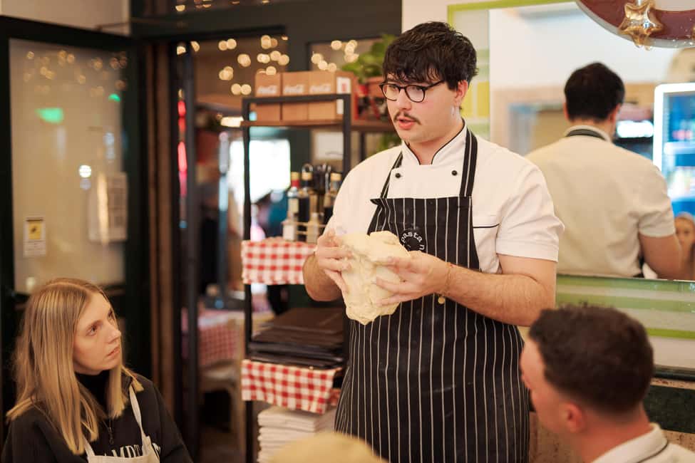 Rome: Pizza and Tiramisu Cooking Class in Piazza Navona - Should You Book This Piazza Navona Pizza and Tiramisu Class?