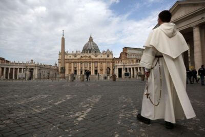 Rome: Private 3-Hour Tour by Chauffeur-Driven Vehicle - Hotel pickup and getting as close as possible