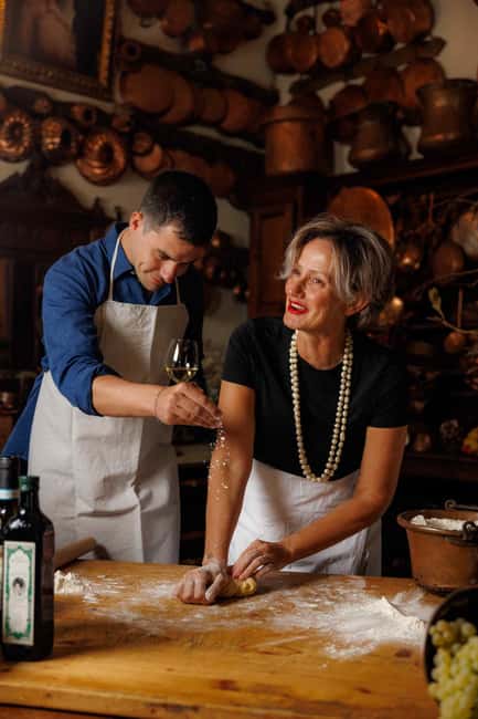Rome: Private Castelli Romani Wine Tasting Tour - Frascati photo stops and local time: what you actually do out of the car