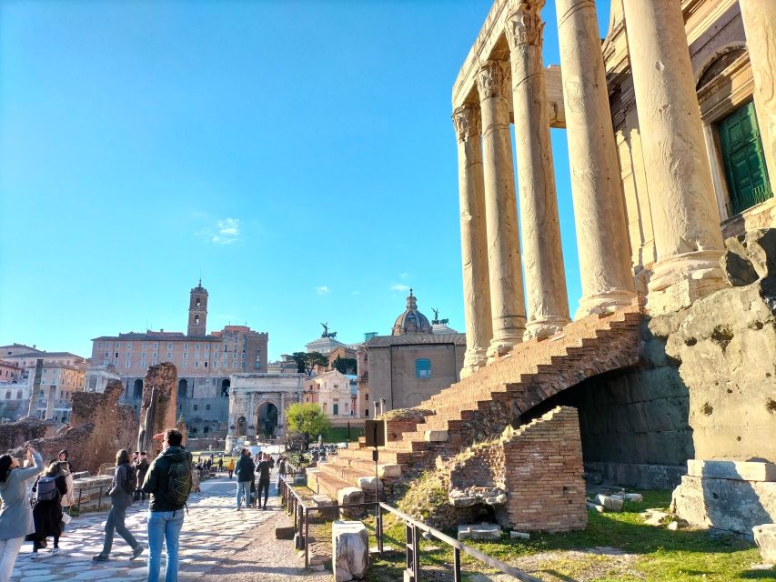 Rome: Roman Forum and Palatine Hill Licensed Guided Tour - Roman Forum stop: temples, courts, and the city’s day-to-day power
