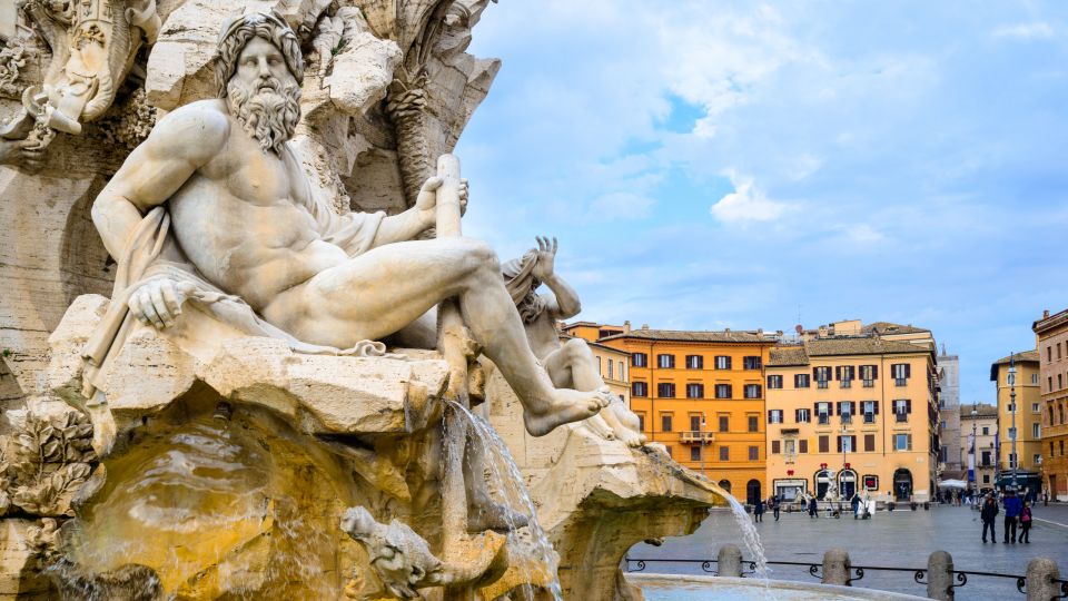 Rome: Squares and Fountains Walking Guided Tour - Guides and the style of storytelling you can expect