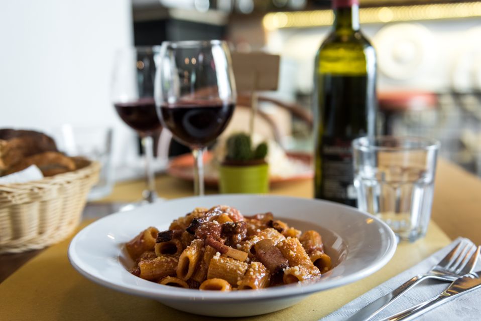 Rome: Twilight Trastevere Food Tour with Wine Tasting - Trastevere at Dusk: Why This 4-Hour Walk Works