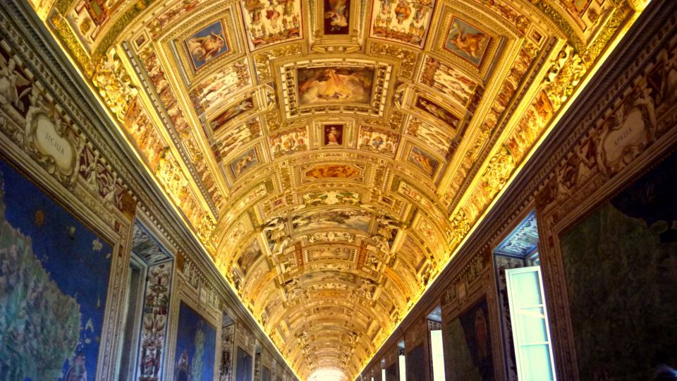Rome: Vatican City and Catacombs Full-Day Guided Tour - Colosseum time: a photo stop plus guided value in a tight window