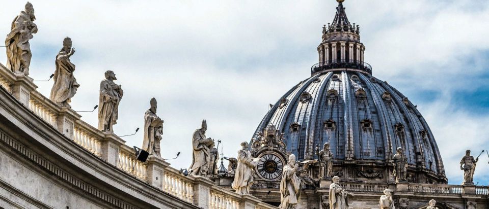 Rome: Vatican City and Catacombs Full-Day Guided Tour - Sistine Chapel to St. Peter’s Basilica: ending with architecture that towers