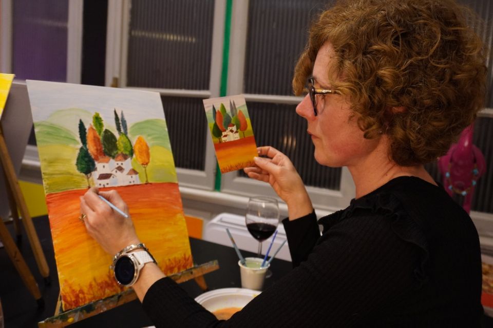Rome: Wine and Paint Experience in Piazza Navona - Tips to Have a Better Night From the Start