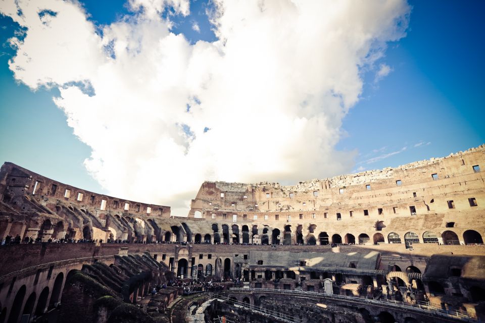 Small-group Colosseum, Forum and Palatine Guided Tour - The quick stop at the Arch of Constantine