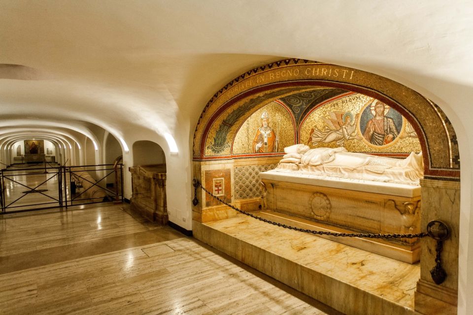 Vatican City: Skip-the-Line Vatican Museums & Sistine Chapel - Pacing, heat, and headphone audio: the practical downsides