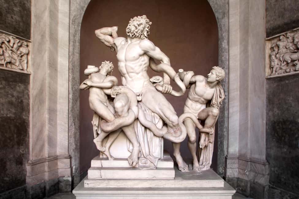 Vatican: Priority Entry to Vatican Museums an Sistine Chapel - Should you book this Vatican priority entry?