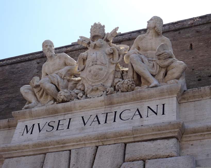 Vatican: Priority Entry to Vatican Museums an Sistine Chapel - First steps inside: security check and getting oriented