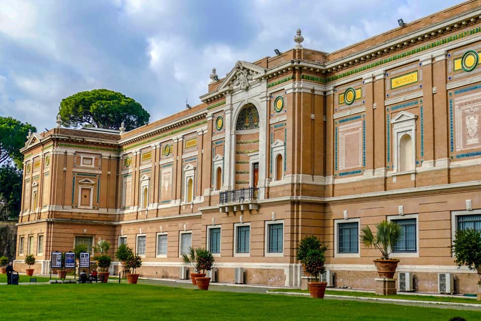 Vatican: Priority Entry to Vatican Museums an Sistine Chapel - Who this Vatican Museums priority ticket suits best