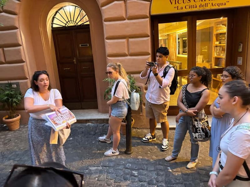 Via Roma: A Journey Through Time - Piazza Navona After Dark: Baroque Fountains and Night Lighting