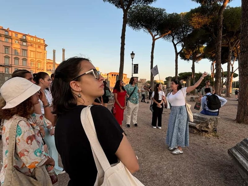 Via Roma: A Journey Through Time - Trevi Fountain Coin Toss: Classic, But Timed Right