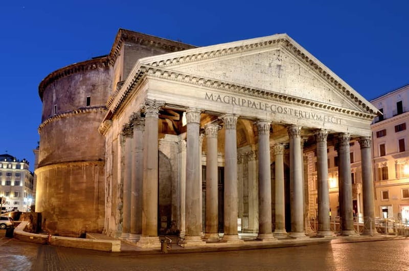 Via Roma: A Journey Through Time - Starting in Piazza di Sant’Agostino: A Quiet Warm-Up